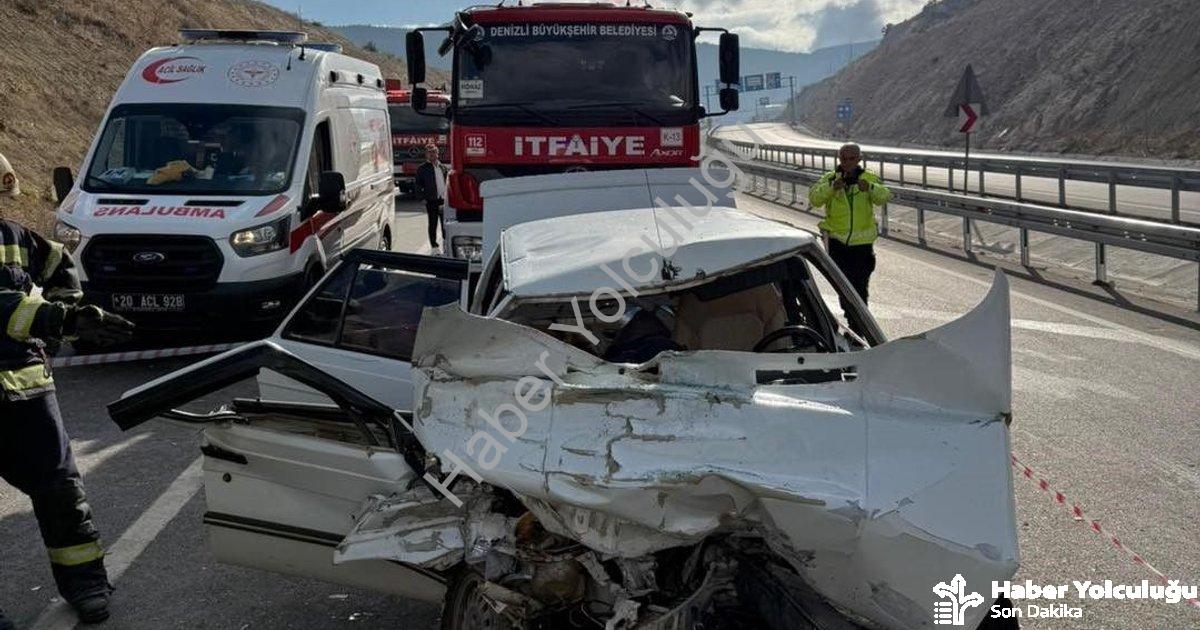 "Denizli'de Kahreden Kaza: Kamyona Çarpan Otomobil Hurdaya Döndü, 1 Kişi Hayatını Kaybetti" başlıklı